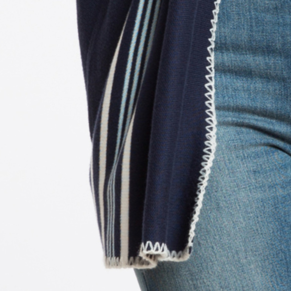 NWOT: Marine Layer - Cameron Poncho (NAVY/CREAM) - Picture 4 of 6